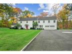 143 Parish Rd, New Canaan, CT 06840