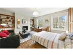 Rent a room of m² in City of Westminster (34 Edbrooke Road, Kilburn, W9 2DG