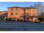 1 bedroom flat for sale in St Georges Court, Clarence Road