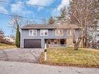 7 Rainville Ave Worcester, MA