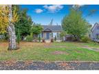 2321 16TH AVE, Forest Grove OR 97116