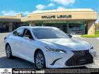 2019 Lexus ES 300h