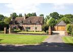 3 bedroom detached house for sale in Clifford Chambers, Stratford Upon Avon