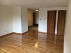 2 Bd @ Dighton St. Parking Inc, Lndry, AC, EIK, Lndry, Cat OKAva 9/1 Dighton St.