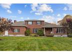 4 Wychwood Ln, Oxford, CT 06478