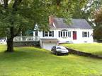 135 Elise Dr, Waterbury, CT 06708