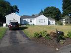 30 Rangely Dr, Trumbull, CT 06611