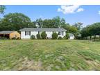 59 Coventry Cir, North Haven, CT 06473