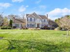 17 roseview ct Trumbull, CT