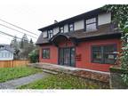 5246 20TH Ave NE 6 5246 20th Avenue NE