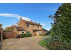 4 bedroom detached house for sale in Woodlands Close, Cople