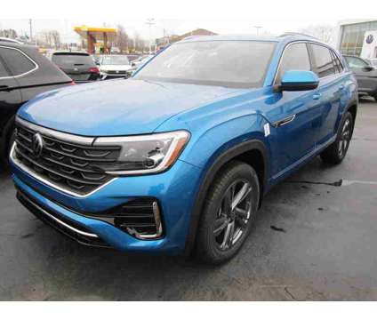 2024NewVolkswagenNewAtlas Cross SportNew4MOTION is a Blue 2024 Volkswagen Atlas Car for Sale in Brunswick OH