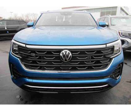 2024NewVolkswagenNewAtlas Cross SportNew4MOTION is a Blue 2024 Volkswagen Atlas Car for Sale in Brunswick OH