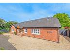 Red Lane, Frodsham WA6, 4 bedroom detached house for sale - 66126958