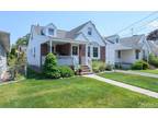 810 Lindegar St, Linden, NJ 07036