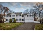 124 Pierson Dr, Wallingford, CT 06492