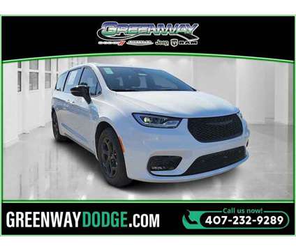 2024 Chrysler Pacifica Hybrid Select is a White 2024 Chrysler Pacifica Hybrid Hybrid in Orlando FL