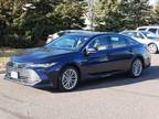 2019 Toyota Avalon Hybrid White, 23K miles