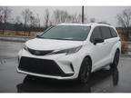 2021 Toyota Sienna White, 44K miles