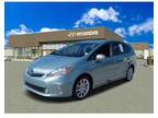 2014 Toyota Prius v Five