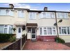 3 bedroom terraced house for sale in Savoy Road, Dartford, DA1