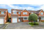 4 bedroom detached house for sale in Simmonds Way, Atherstone, CV9