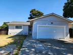 2937 N Francisco Way