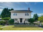 2605 SE 67TH AVE, Portland OR 97206