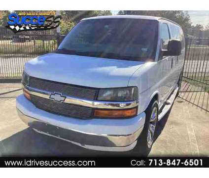 2007 Chevrolet Express 1500 Passenger for sale is a White 2007 Chevrolet Express 1500 Car for Sale in Houston TX