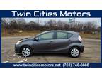 2013 Toyota Prius c Two HATCHBACK 4-DR