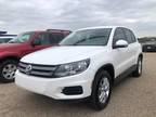 2013 Volkswagen Tiguan S w/Sunroof