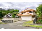 1706 Kanapuu Dr, Kailua, HI 96734