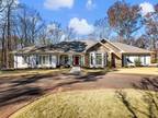 86 Forest Hill Ct, Commerce, GA 30529