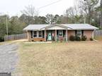 364 Reed Rd, West Point, GA 31833