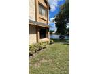 196 Wimbledon Lake Dr #12-74, Plantation, FL 33324