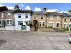 2 bedroom terraced house to rent in Wyncombe Road, Southbourne