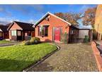2 bedroom detached bungalow to rent in Ashen Close, Dudley - 36111198 on