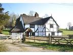 3 bedroom detached house for sale in Outwood Lane, Chipstead, CR5