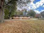 415 GLENN ST, La Fayette, GA 30728 Single Family Residence For Rent MLS# 1382064
