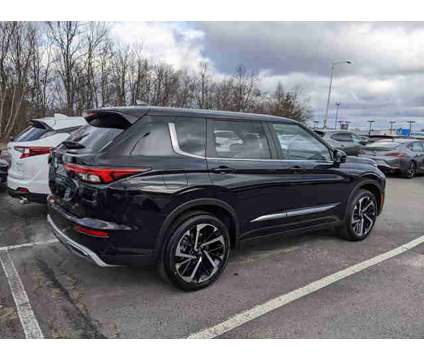 2024 Mitsubishi Outlander is a 2024 Mitsubishi Outlander Car for Sale in Wilkes Barre PA