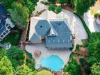 210 Southern Hill Dr, Duluth, GA 30097