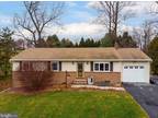 257 Texter Mountain Rd, Robesonia, PA 19551