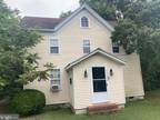 26502 Mariners Rd, Crisfield, MD 21817