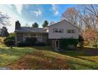 1514 Sylvan Dr, West Chester, PA 19380