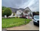 10521 Alloway Dr, Potomac, MD 20854