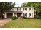 5922 Bond Ct, Alexandria, VA 22315