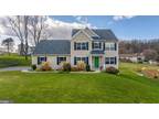 1 Echo Valley Dr, New Providence, PA 17560