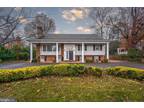 6304 Fort Hunt Rd, Alexandria, VA 22307