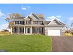 768 Chatelaine Ct, Sykesville, MD 21784