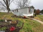 208 Oakfield Ct W, Lancaster, PA 17603